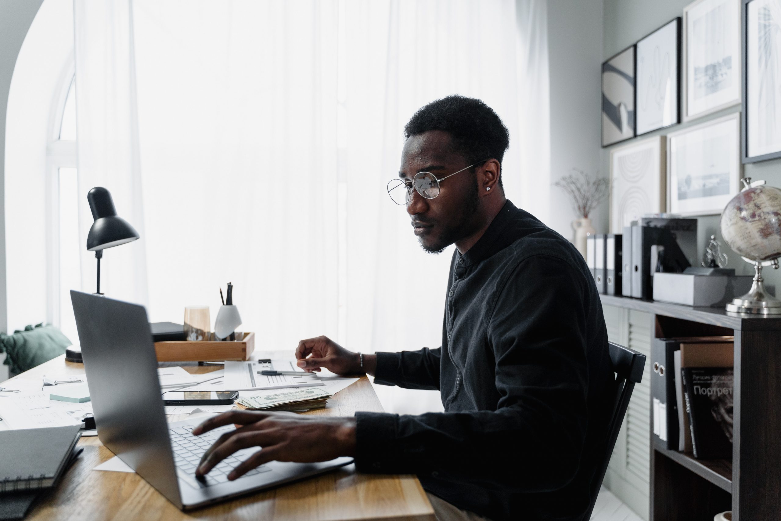 Quelles sont les obligations du bailleur en droit immobilier ?