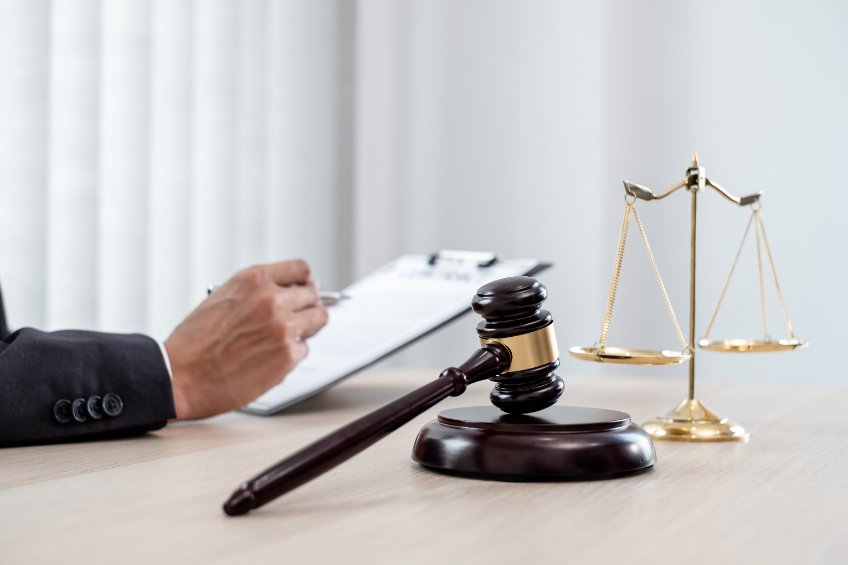 Où trouver un avocat compétent en droit automobile à Nantes ?