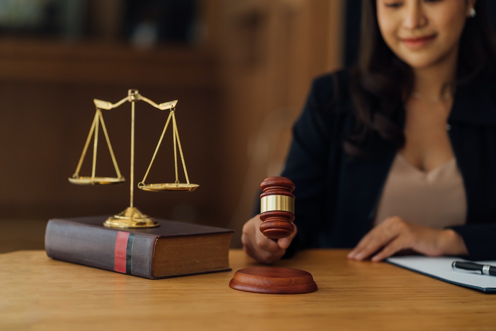 Le redressement judiciaire simplifié : une solution pour les entreprises en difficulté